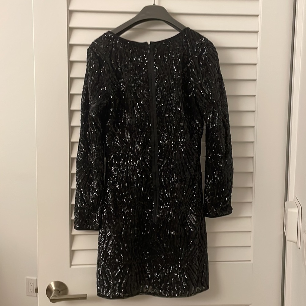 Black Sequins v-neck dress by Saylor from Revolve - Picture 3 of 8